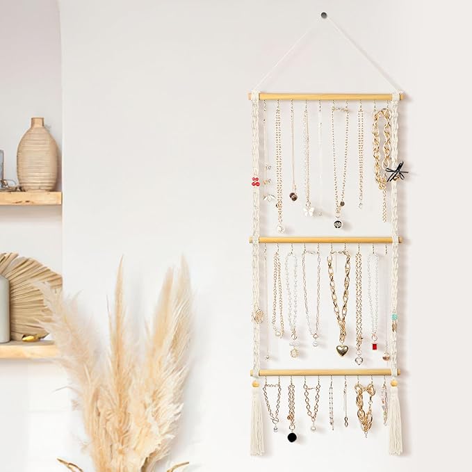 UREYMX Hanging Jewelry Organizer Macrame Necklace Holder, with 30 Hooks, Over Door Necklace Rack, Wall Mounted Jewelry Hanger with Tassel Boho for Necklace Headband Bow Earring Bracelet