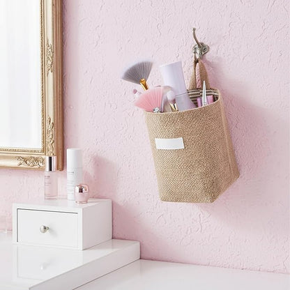 Small Hanging Basket, Small Wall Basket Cotton and Linen Hanging Storage Foldable Baskets for Desktop, Ideal for Organizing Keys and Miscellaneous Items Family Organizer Box