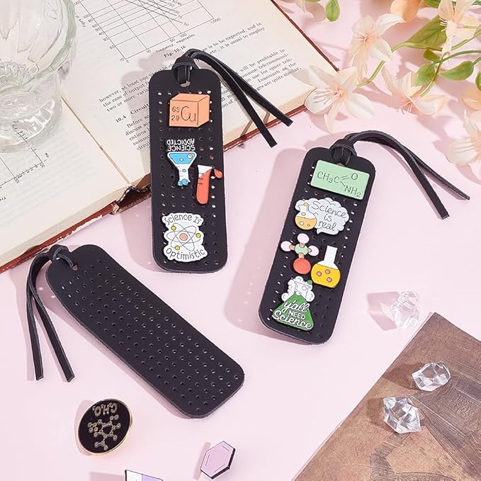 8 Sets Portable Leather Brooch Pin Display Holder, 4.72 x 1.57 Inch Rectangular Black Brooch Pin Storage Holder Enamel Pins Display Organizer With Rope for Jewelry Brooch Pins