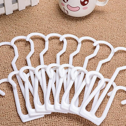 Cabilock 40 pcs White Shoes Hanging Rack, Plastic Material, Double Hooks Design, Ideal for Dehumidifying, Hanging and Organizing Leather Shoes