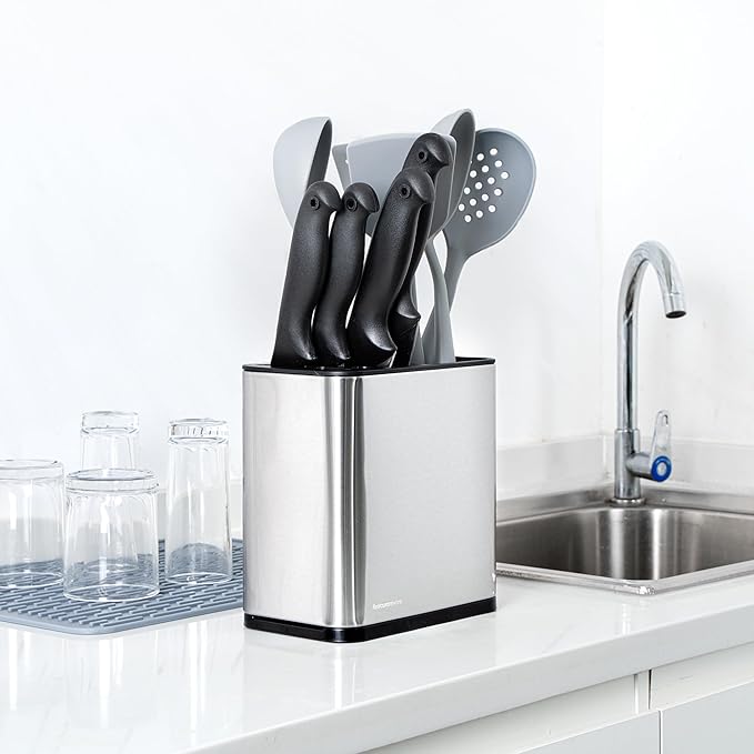 Restaurantware Stainless Steel Utensil Holder 1 Count 7.7 x 4.6 x 7.8 Inches Durable Cutlery Storage Flatware Organizer Rust-Resistant Sink Caddy Silver Kitchenware Holder