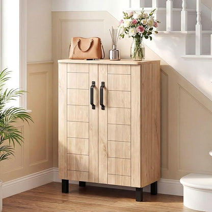 Giantex 5-Tier Shoe Storage Cabinet, Freestanding Wooden Entryway Cabinet w/Storage, 2 Doors, Removable Shelves, Shoes Rack Organizer w/Ventilation Hole for Hallway Closet Living Room (Natural Oak)