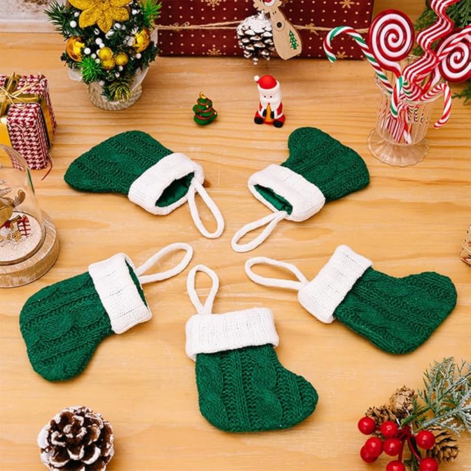 10/12Pcs Christmas Silverware Holder Xmas Cutlery Dinner Table Decoration Santa Claus Snowflake Flatware Pockets (Green Stocking)