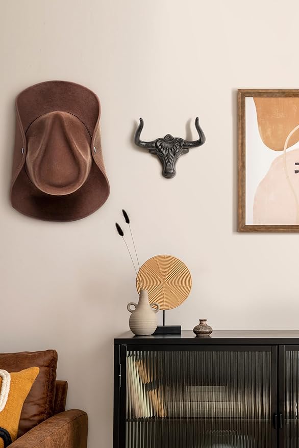 Cowboy Hat Hook for Wall 2 Pack Cast Iron Cowboy Hat Hanger Metal Hat Holder Cowgirl Hat Rack Vintage Western Wall Decor Longhorn Hooks for Hat Storage and Organization Cow Decor Western Gift Rust