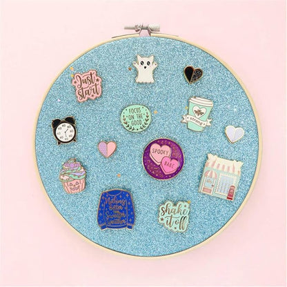 REOVE Pin Collection Display Stand, Blue, Pin Display Board, Wall Mount, Glittering Stars, Jewelry Storage for Enamel Pins, Patches, Buttons, Holds Brooch, Earrings, Necklace, Rings