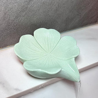 Soap Dish Soap Holder Self-Draining Soap Dish, Resin Bar Soap Holder, Lucky Four-Leaf Clover Shape Soap Tray Soap Saver for Bathroom,Kitchen,Sink,Bathtub, Easy Cleaning and Keep Dry