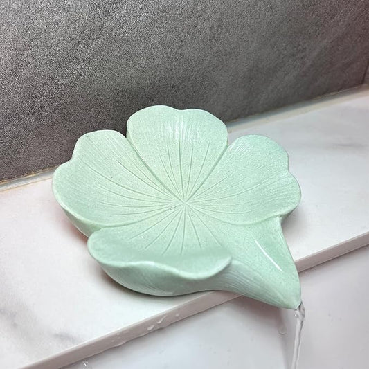 Soap Dish Soap Holder Self-Draining Soap Dish, Resin Bar Soap Holder, Lucky Four-Leaf Clover Shape Soap Tray Soap Saver for Bathroom,Kitchen,Sink,Bathtub, Easy Cleaning and Keep Dry