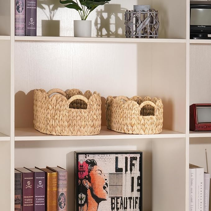 iEGrow Scalloped Wicker Basket, Set of 2 Hand-Woven Natural Rattan Baskets with Built-in Handles, Water Hyacinth Storage Oval Cute Baby Baskets for Nursery, Organizing, Decor and Shelves