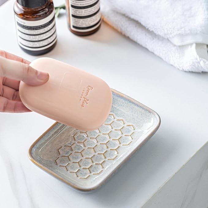 Gomakren Soap Dish for Shower, Ceramic Bar Soap Holder with Honeycomb Design, Soap Saver Tray for Bathroom Kitchen Sink, Sponge & Organizer Tray, Upscale Look, 5.5 Inch, Gray
