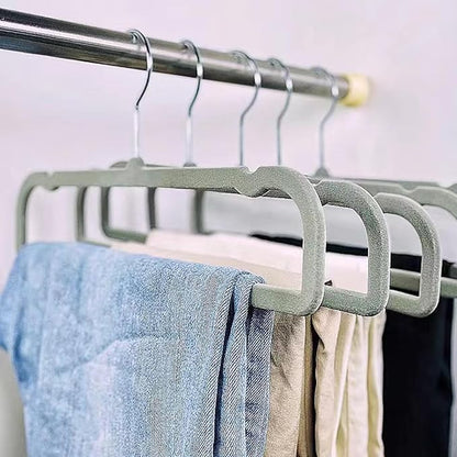 HGYZE Velvet Pants Hangers with Non Slip Bar, 20 Pack Felt Trouser Hanger, Perchas Terciopelo, Percha para Pantalones with 360° Swivel Hook for Spaghetti Strap Dresses, Shorts, Jeans, Slack, Grey