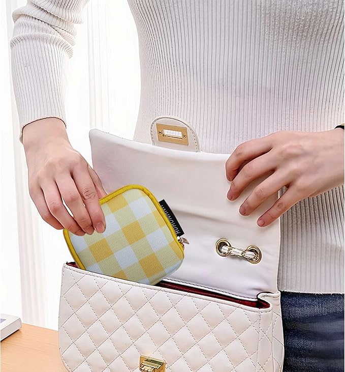 Travel Jewelry Case Small Jewelry Organizer Purse Jewelry Bag Women Christmas Gifts Jewelry Purse for Bracelet Rings Earring Necklace
