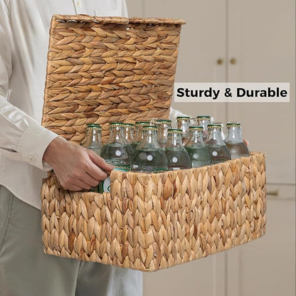 StorageWorks Wicker Basket with Scalloped Edge Lid, Water Hyacinth Basket with Built-in Handles, Handwoven Wicker Box for Living Room, 15" L x 11 ¼" W x 7" H