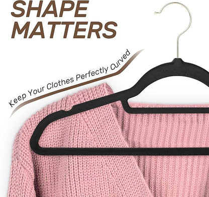 Sishynio Velvet Hangers 30 Pack with Gold Hooks, Non-Slip Slim Felt Hanger for Clothes, Space Saving Heavy Duty Flocked Hangers for Dresses, Coats, Pants(Black)