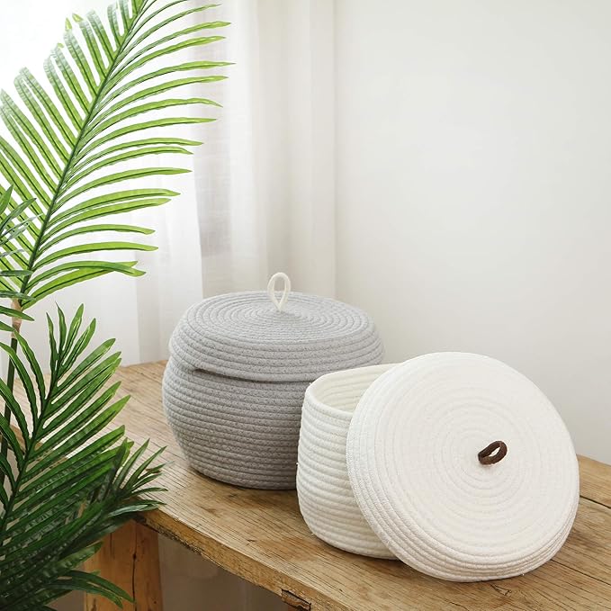 Sea Team Round Cotton Rope Storage Basket with Lid, Decorative Woven Storage Bin, Pot, Caddy, Organizer, Container for Snacks, Towels, Plants, 10 x 7.5 Inches (Small, White)