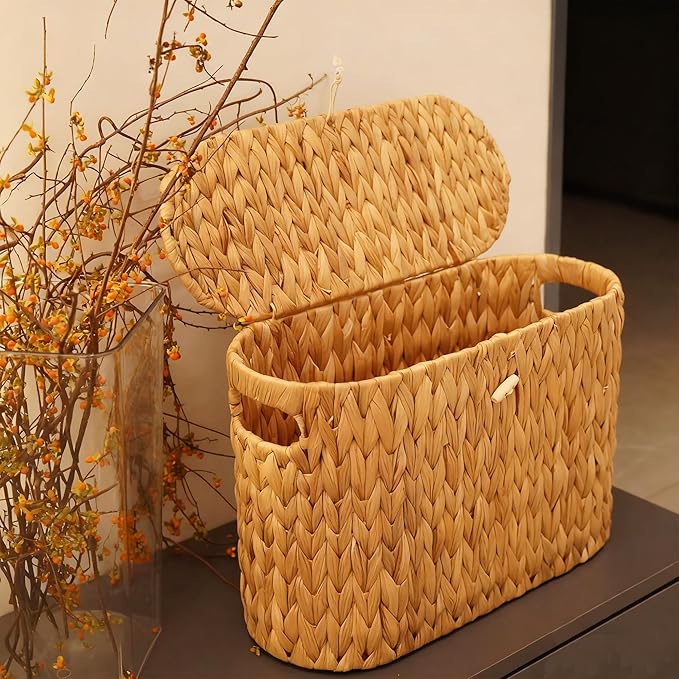 PINXIURY Water Hyacinth Toilet Paper Storage Basket, Bathroom Toilet Organizer with Lid, Woven Toilet Paper Holder for 6 Mega Rolls Bathroom Storage, Magazine Holder for Office, Bedroom