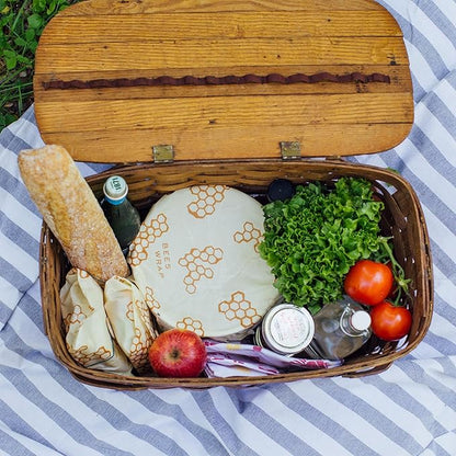 Bee's Wrap Beeswax Wraps for Food - 3 Pack of Assorted Beeswax Wraps - Small, Medium & Large Wrap - Plastic Free Made in USA Reusable Natural Food Wrap - Honeycomb Print