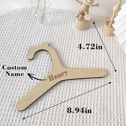 10Pcs Personalized Baby Hangers with Name, Custom Handcrafted Wooden Kids Hanger with Name, Non Slip Hangers for Gift for Teen, Boy, Girl (10Pcs)
