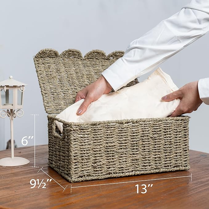 StorageWorks Wicker Storage Basket with Scalloped Edge Lid, Wicker Basket with Built-in Handles, Handwoven Seagrass Box for Décor, 13" L x 9 ½" W x 6" H