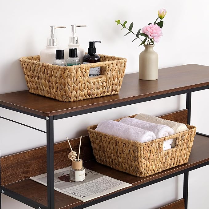 Square Water Hyacinth Storage Baskets Set of 2, Woven Basket for Christmas Gifts Empty, Handwoven Wicker Baskets Organizers with Handles for Pantry, Living Room，Shelf & Home Decor,Medium