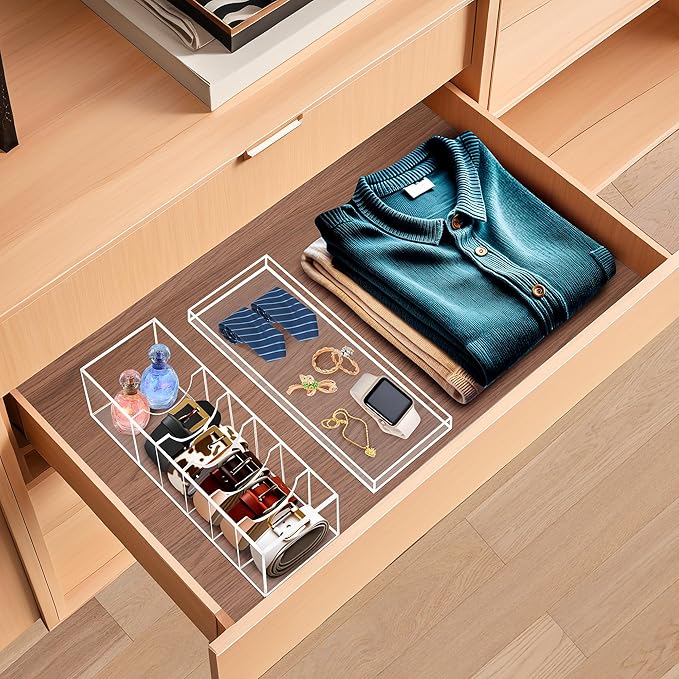 Adjustable Acrylic Belt Organizer with 6 Removable Dividers and a Dust Lid, Clear Belt Storage for Closet and Drawer, 7 Compartments Belt Box Holder for Singers, Men, Women (Adjustable Version)