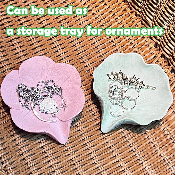 Soap Dish Soap Holder Self-Draining Soap Dish, Resin Bar Soap Holder, Plum Blossom Shape Soap Tray Soap Saver for Bathroom,Kitchen,Sink,Bathtub,Easy Cleaning and Keep Dry