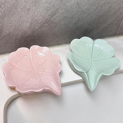 Soap Dish Soap Holder Self-Draining Soap Dish, Resin Bar Soap Holder, Lucky Four-Leaf Clover Shape Soap Tray Soap Saver for Bathroom,Kitchen,Sink,Bathtub, Easy Cleaning and Keep Dry