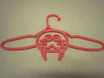 Silly Bandz Clothes Hanger Buddiez, Kids Zoo Animal Shape Hangers, Colorful, Fun